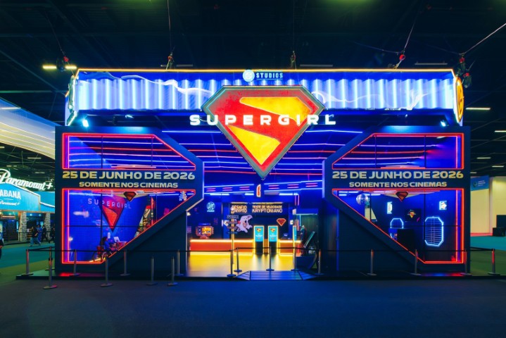 #WarnerNaCCXP: ‘Mortal Kombat 2’, ‘A Noiva!’ e ‘Supergirl’ são destaque no maior evento de cultura pop da América Latina