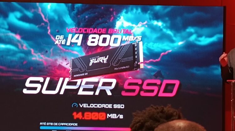 Super SSD: Kingston FURY Renegade G5 - primeiro SSD PCIe 5.0 da marca chega ao Brasil com velocidade insana. Super SSD: Kingston FURY Renegade G5 - primeiro SSD PCIe 5.0 da marca chega ao Brasil com velocidade insana.