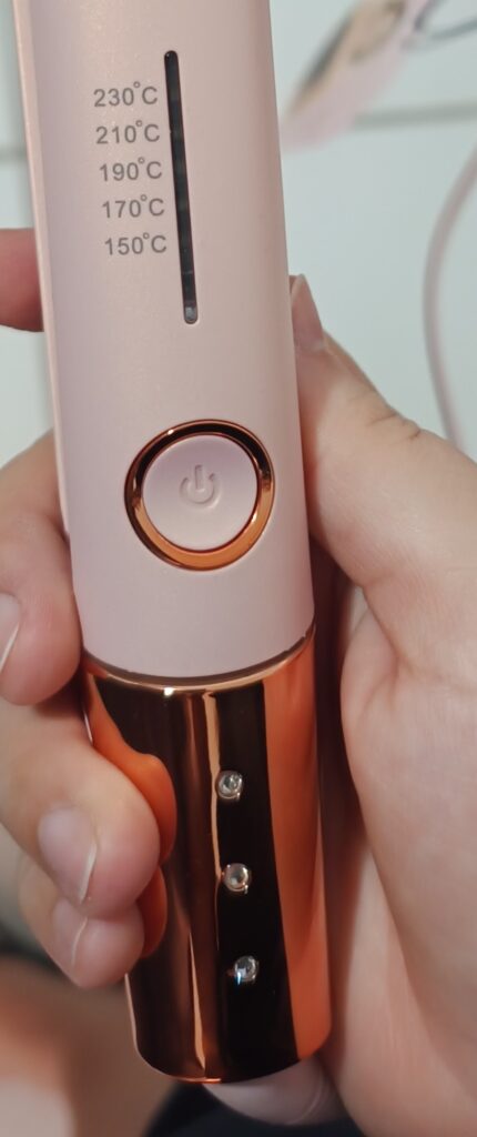 Vale a pena comprar? Testei a nova linha de produtos da Viih Tube com a Britânia: secador de cabelos, prancha e escova secadora. Vale a pena comprar? Testei a nova linha de produtos da Viih Tube com a Britânia: secador de cabelos, prancha e escova secadora.
