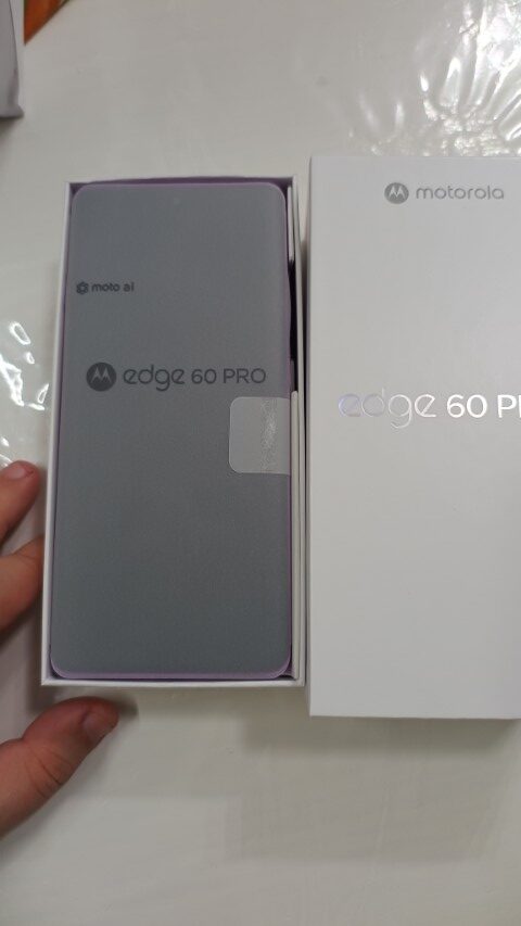 Review | motorola Edge 60 Pro Sparkling Grape: estilo, elegância e potência com toque violeta Review | motorola Edge 60 Pro Sparkling Grape: estilo, elegância e potência com toque violeta