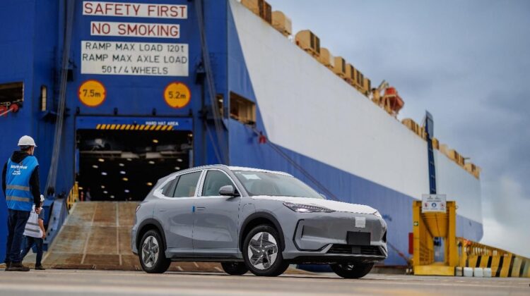 Primeiro lote do Geely EX5 chega ao Brasil Primeiro lote do Geely EX5 chega ao Brasil
